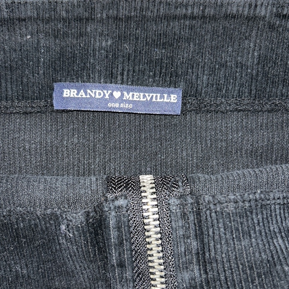 Brandy Melville, corduroy mini skirt black - Picture 2 of 5